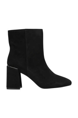 Low Boot Wide Heel