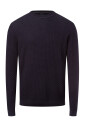 pull-en-tricot-bleu-avec-motif-texture