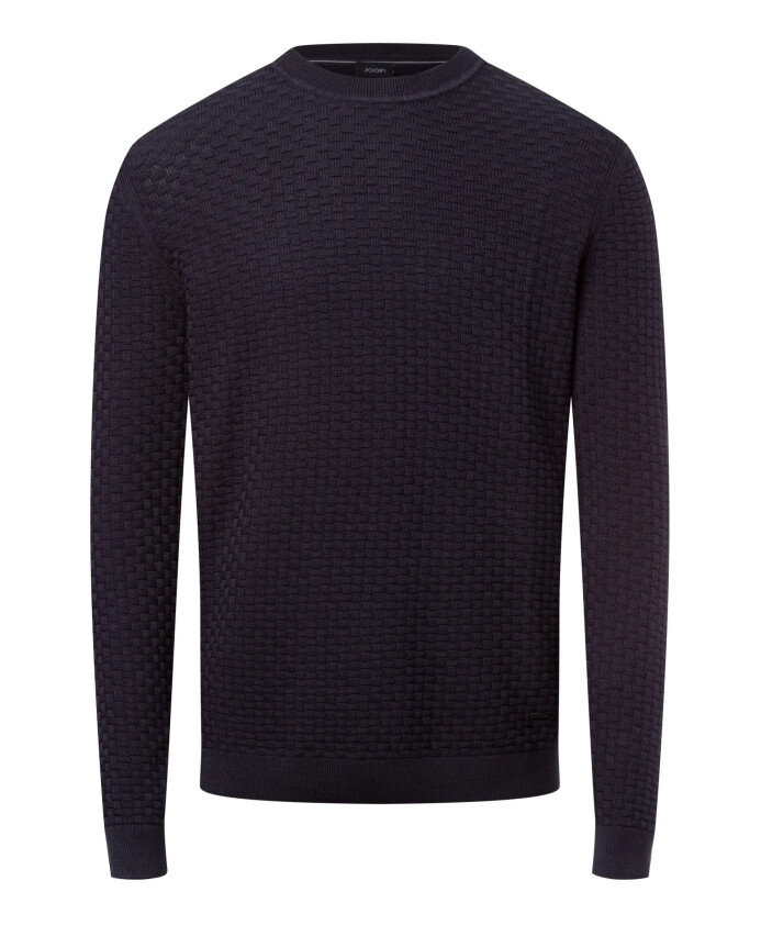 pull-en-tricot-bleu-avec-motif-texture