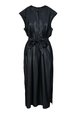leisure-dress-woman