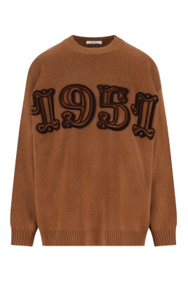 pull-oversize-avec-broderie