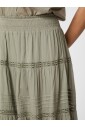 jupe-longue-en-voile-vert-fumee-avec-details-en-dentelle