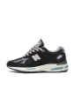 sneakers-noires-fabriquees-en-angleterre