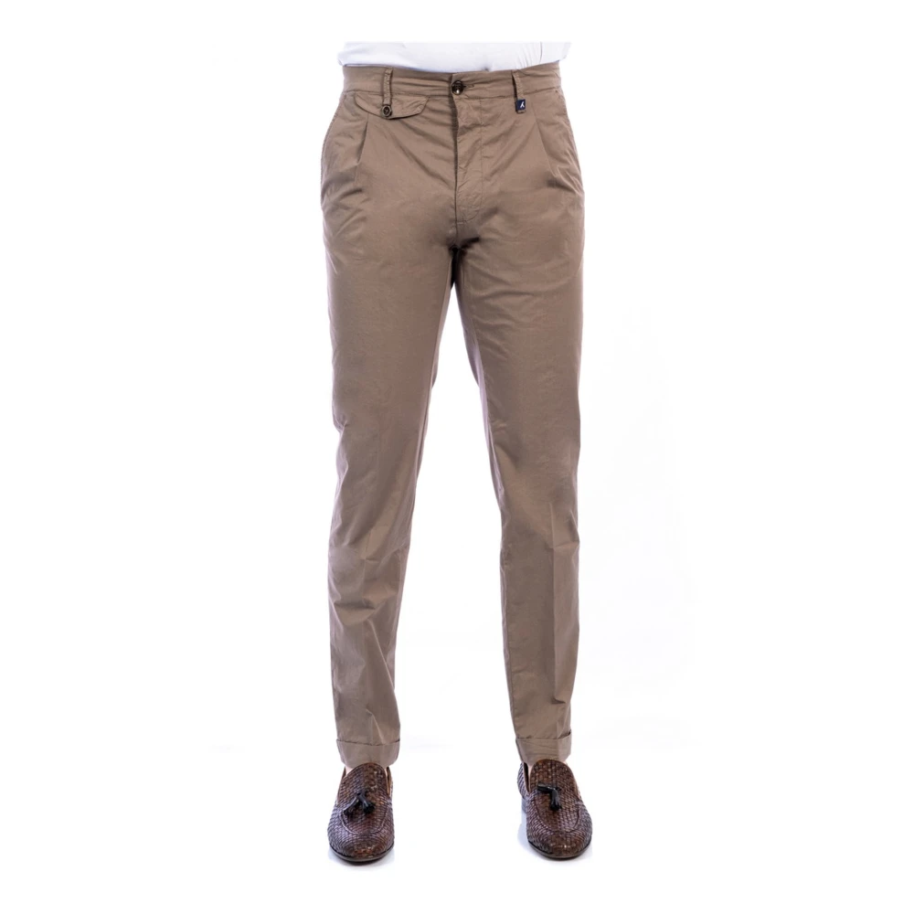 Myths - Trousers > Chinos - Brown - Myths - Modalova