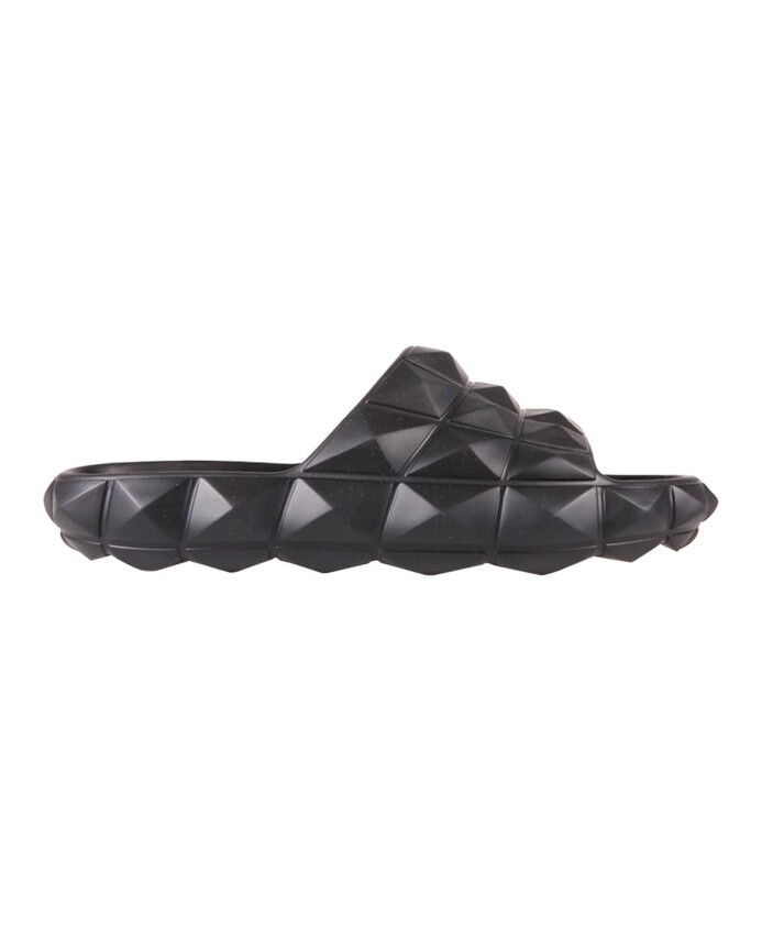 luxury-black-slippers-aw23