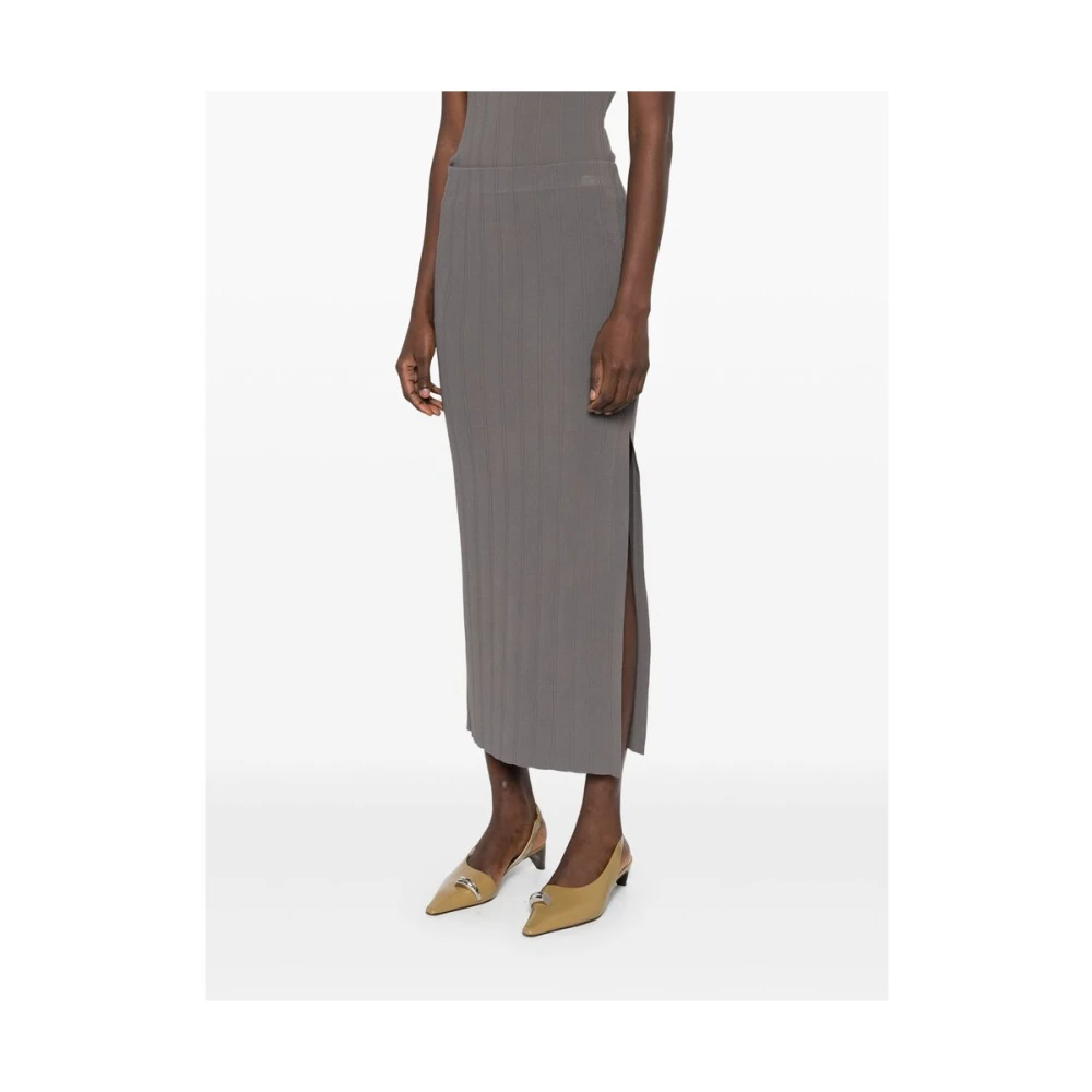 Remain Birger Christensen Grijze Rok met Elastische Taille en Zijsplitten Gray Dames