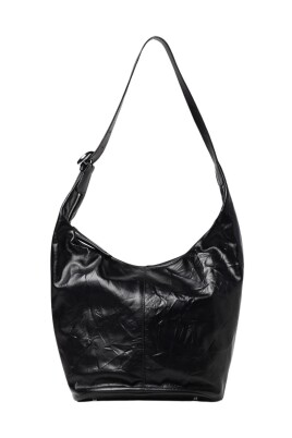black-leather-hobo-shoulder-bag