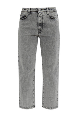 jeans-with-pockets