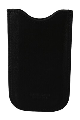 engraved-leather-wallet-with-card-slots