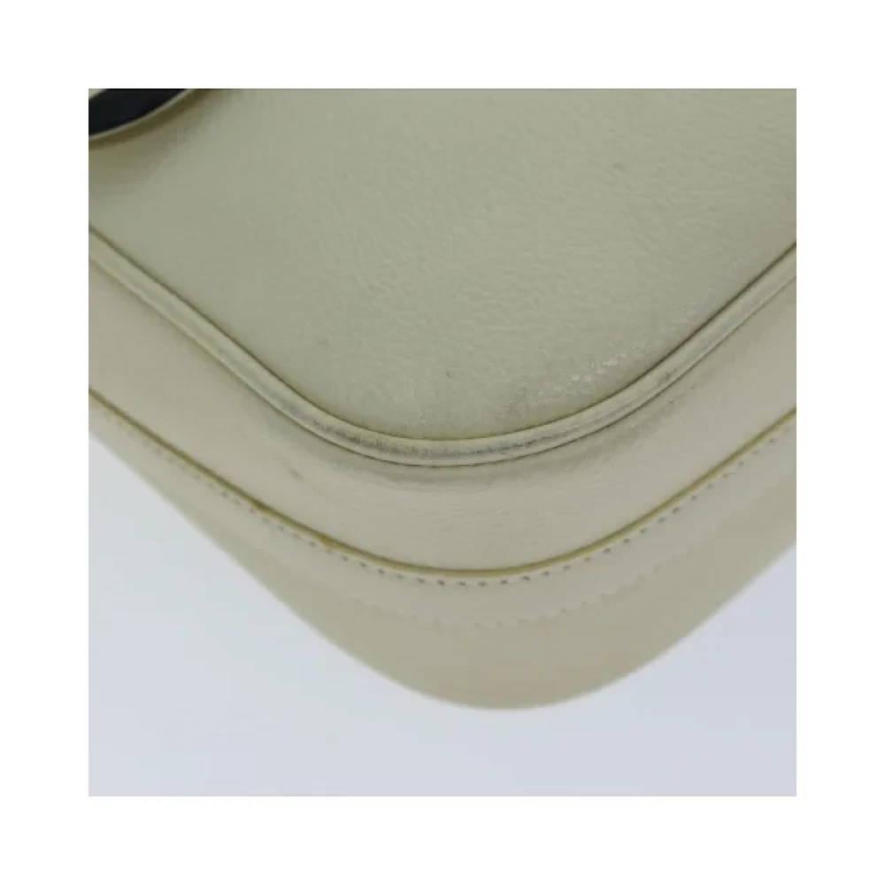 Yves Saint Laurent Vintage Pre-owned Leather shoulder-bags Beige Dames