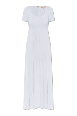 dress-with-round-neckline