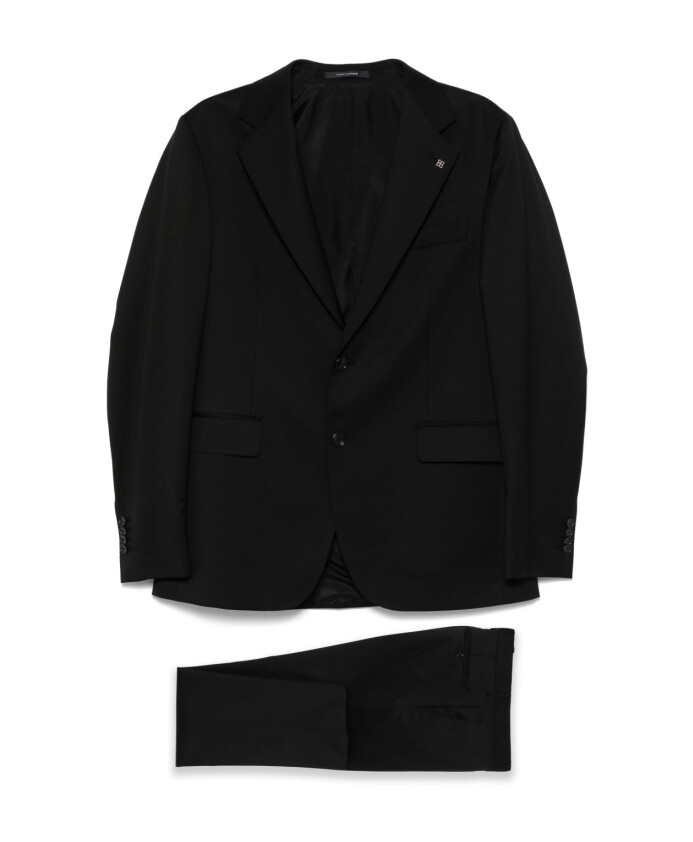 single-breasted-suit