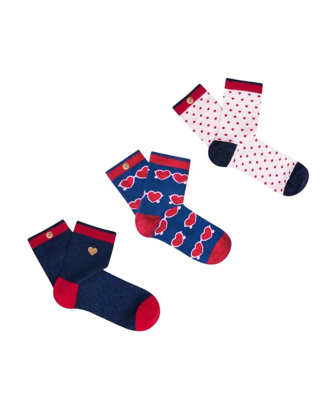 ensemble-de-chaussettes-boutonnees-inseparables