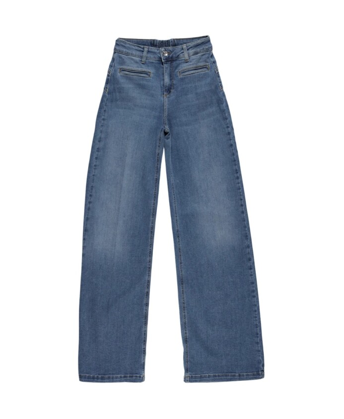 flared-denim-jeans