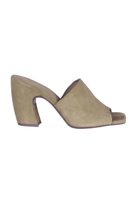 Janis Mule