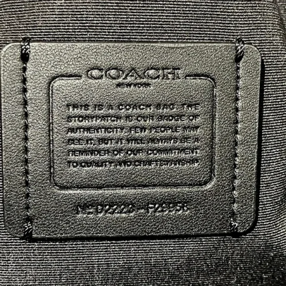 Coach Pre-owned Canvas handbags Gray Dames