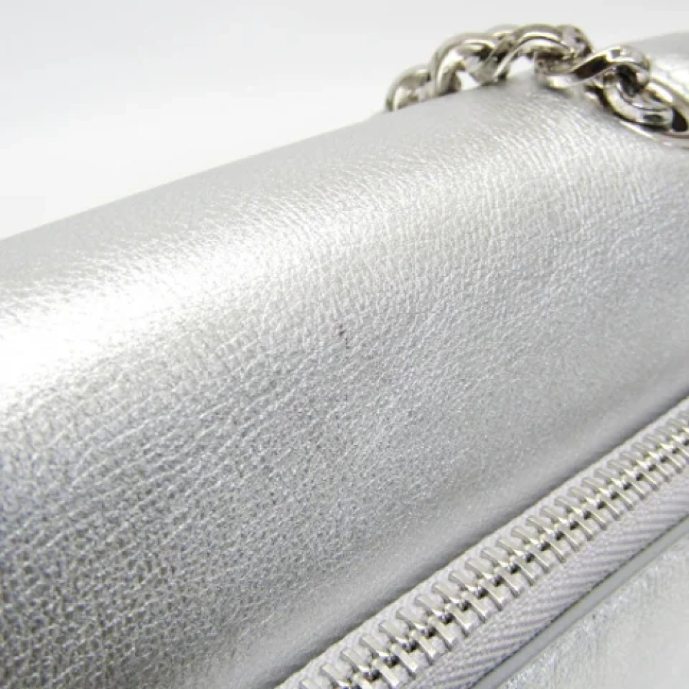 Salvatore Ferragamo Pre-owned Leather shoulder-bags Gray Dames