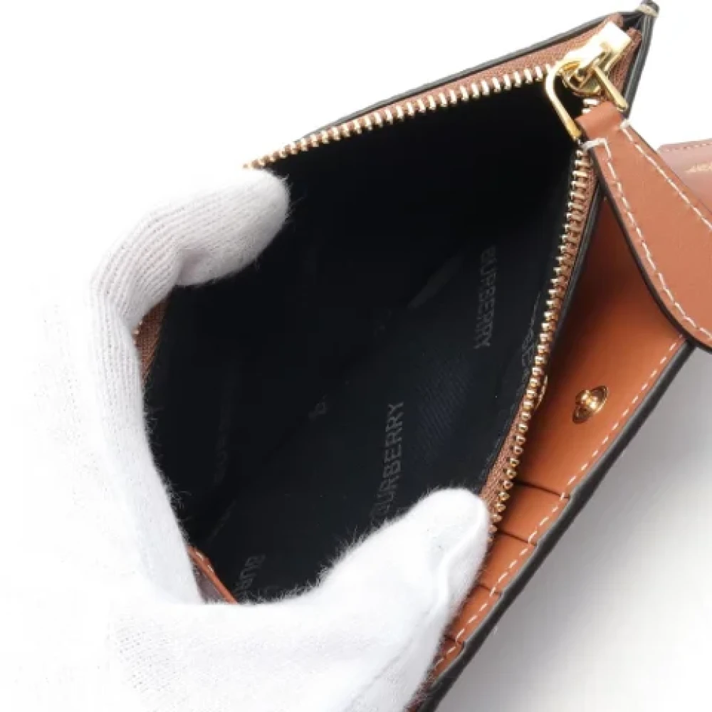 Burberry Vintage Pre-owned Coated canvas wallets Beige Dames