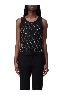 elegant-ribbed-top