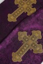 violet-soie-franges-croix-homme-echarpe