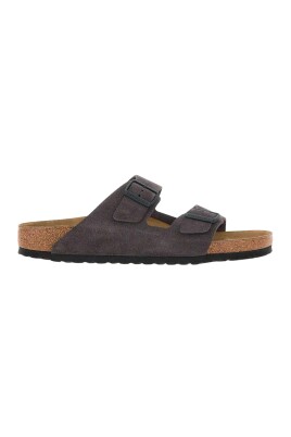 comfortable-suede-sandals-for-men