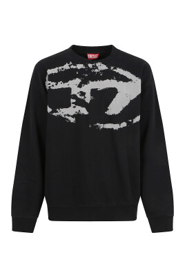 black-crewneck-sweatshirt-aw25-style