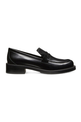 bold-loafer