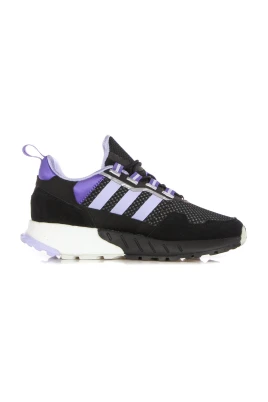 Boost Seasonality Low Sneaker