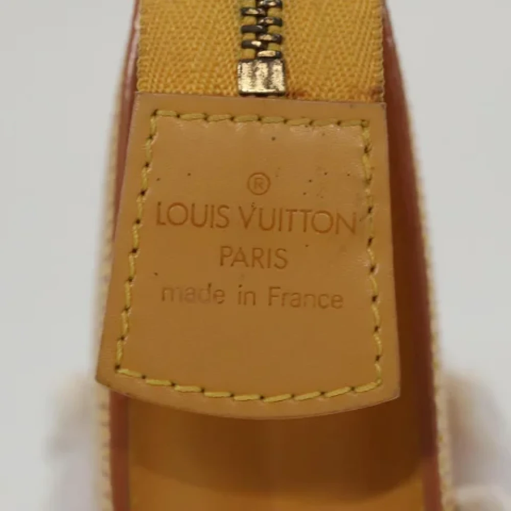 Louis Vuitton Vintage Pre-owned Leather pouches Yellow Dames