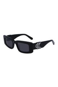 Czarne okulary przeciwsłoneczne CKJ23609S