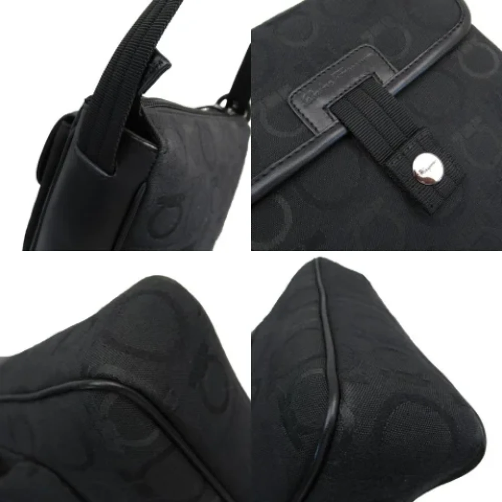 Salvatore Ferragamo Pre-owned Canvas shoulder-bags Black Dames