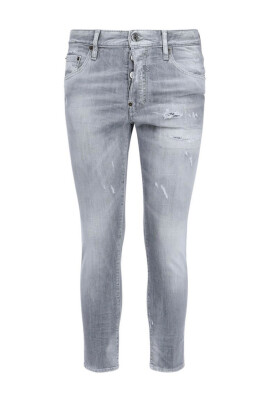 jeans-en-denim-classiques-pour-un-usage-quotidien