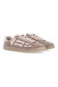 sneakers-en-os-avec-dessus-en-daim