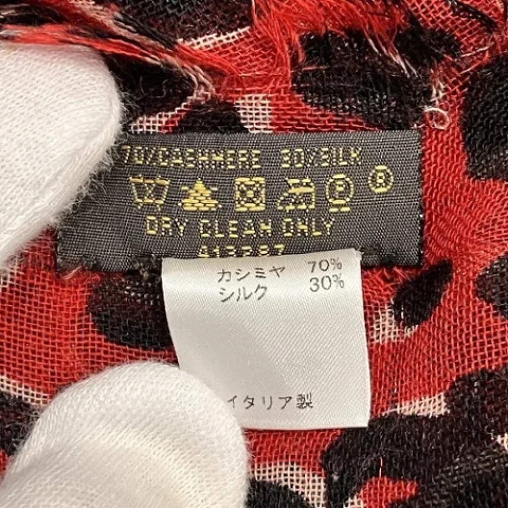 Louis Vuitton Vintage Pre-owned Silk scarves Red Dames