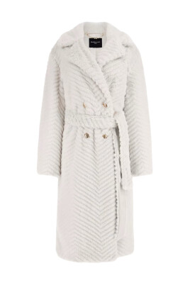 manteau-claire-en-fausse-fourrure