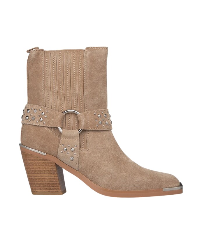 bottines-a-bout-carre-cloutees