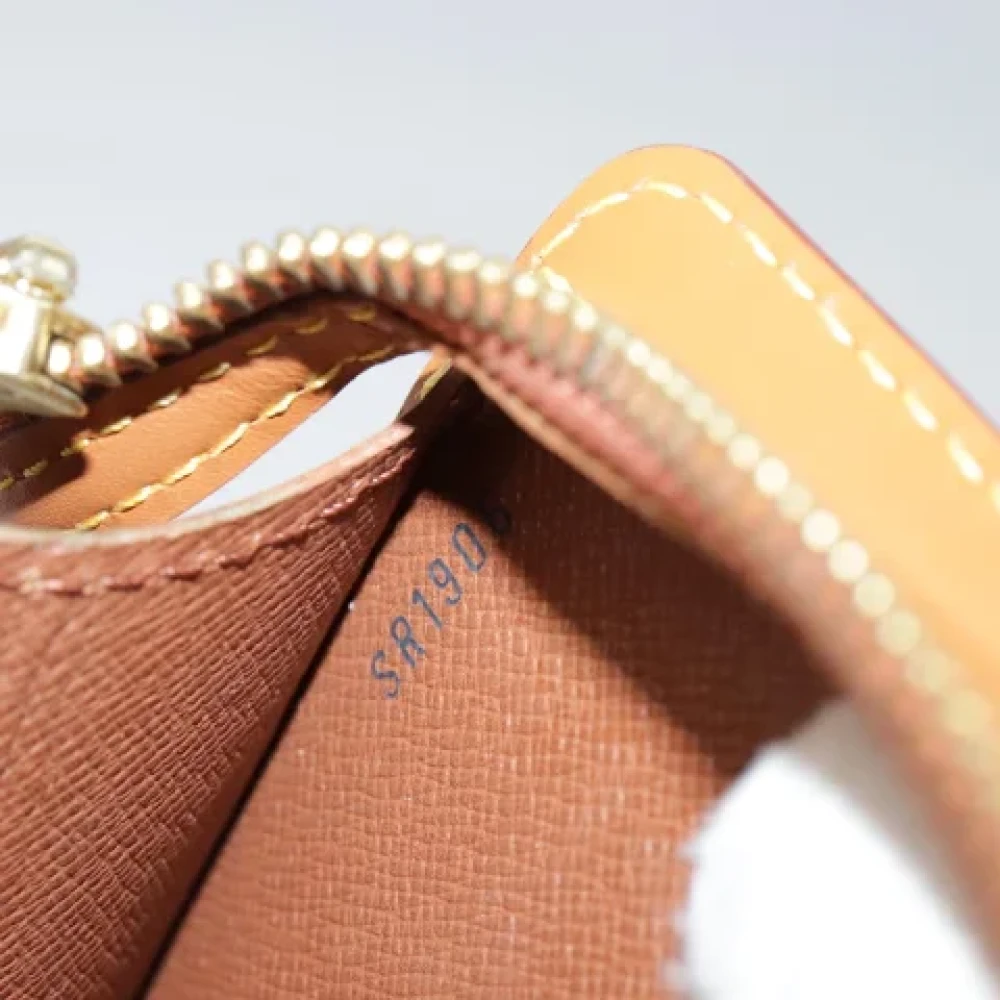 Louis Vuitton Vintage Pre-owned Leather clutches Brown Dames