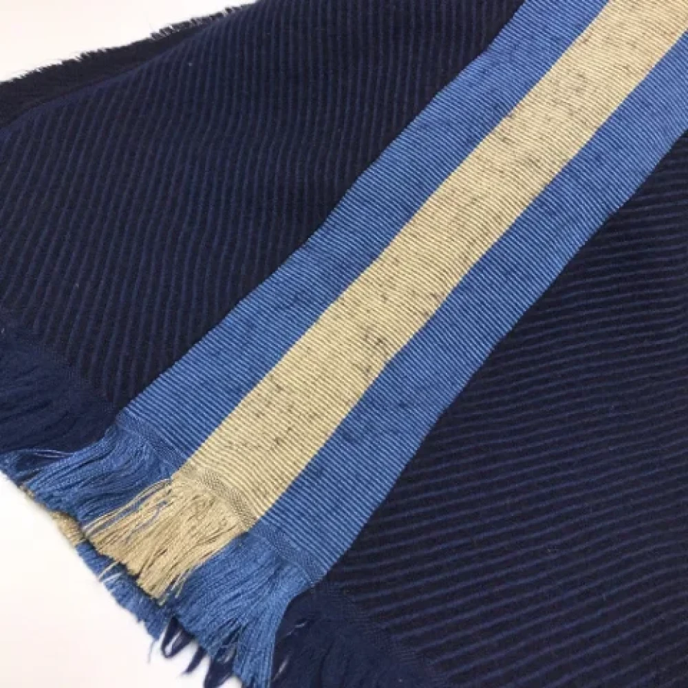 Gucci Vintage Pre-owned Wool scarves Blue Unisex