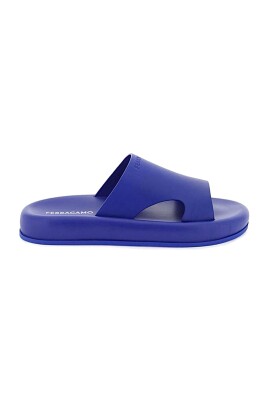 stylish-slippers-for-everyday-comfort