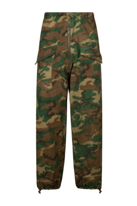 camouflage-cargo-trousers