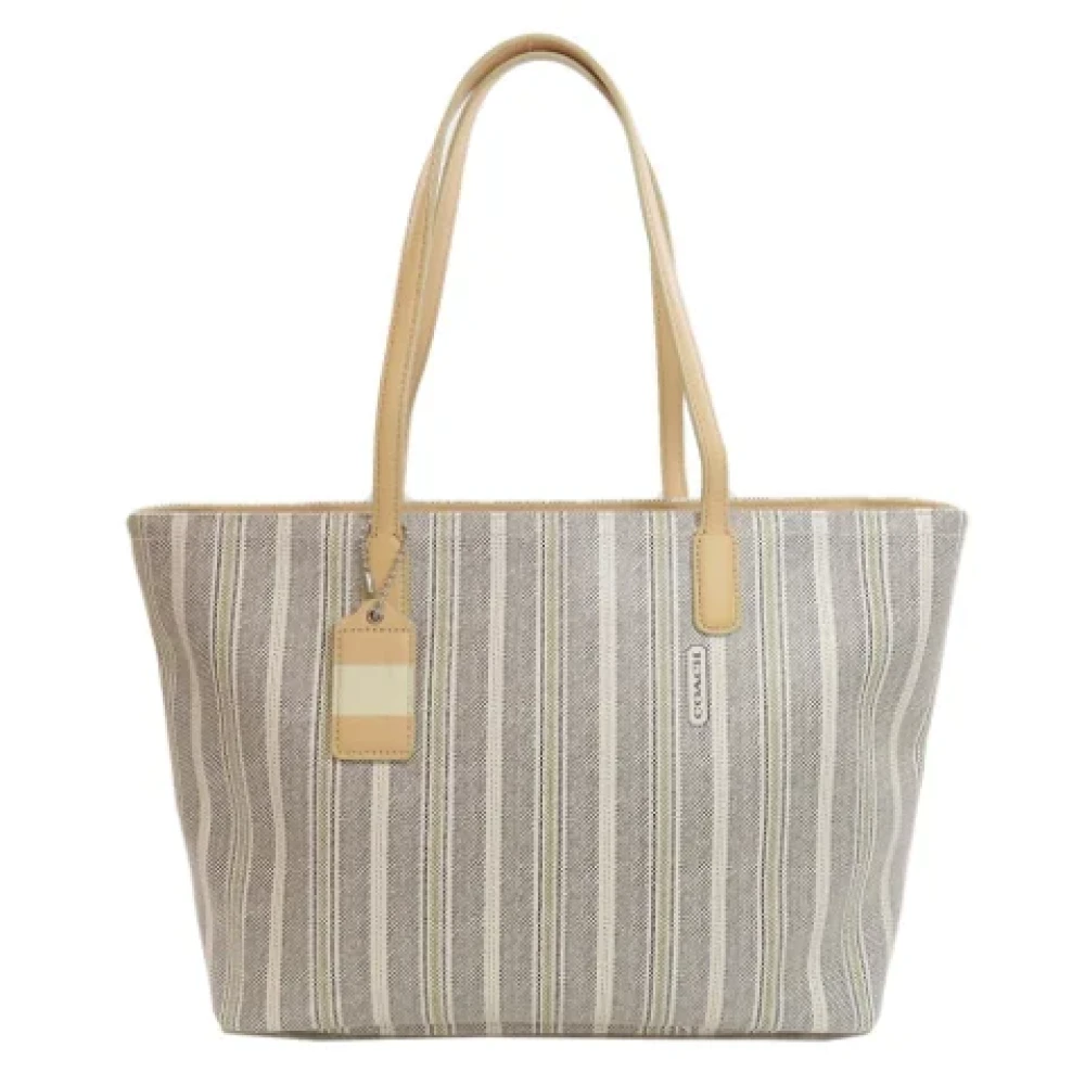 Coach Pre-owned Plastic shoulder-bags White Dames