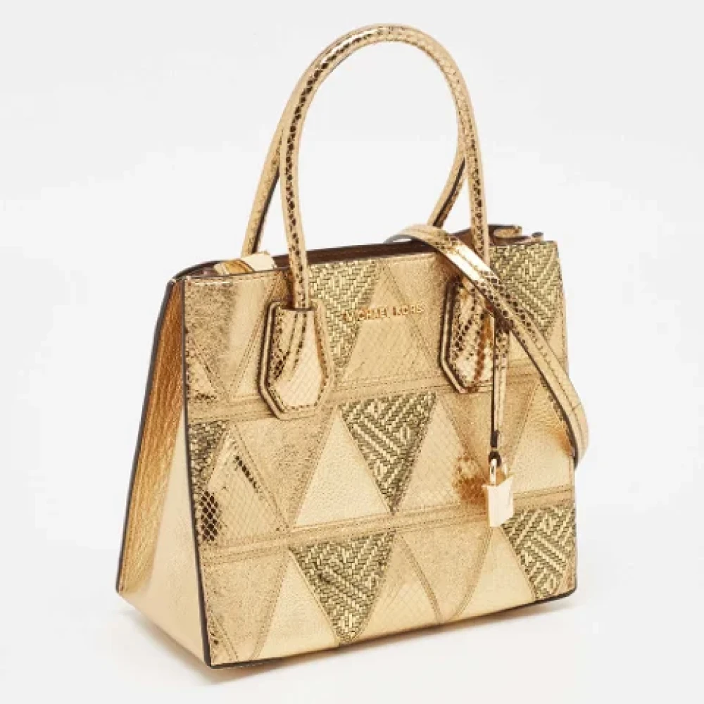 Michael Kors Pre-owned Leather totes Yellow Dames