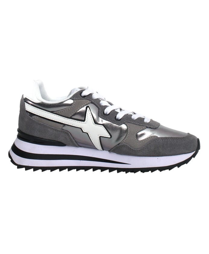 sneakers-grises-avec-inserts-en-daim