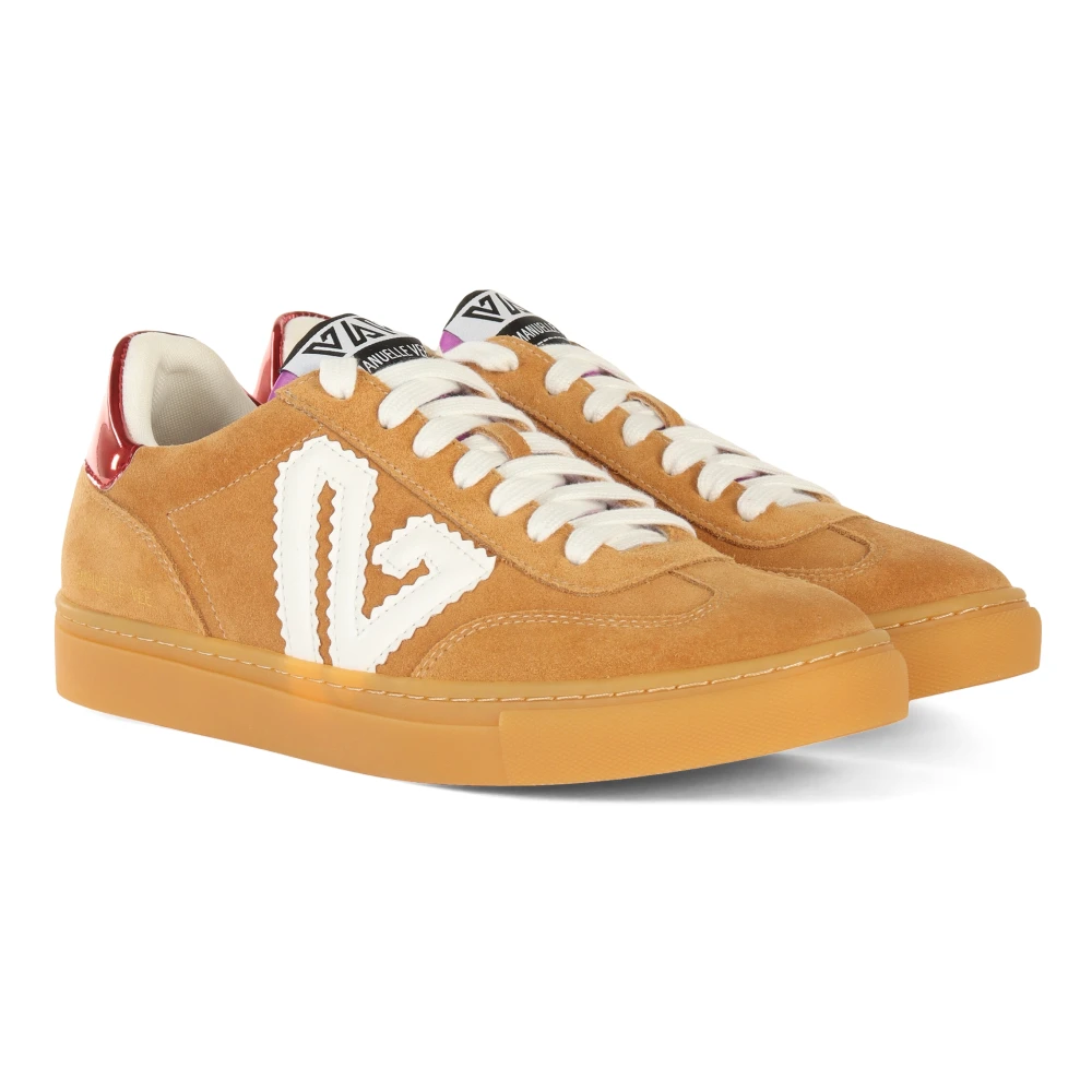 Emanuelle Vee Suède Sneakers met Rubberen Zool Brown Dames