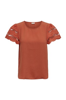 blonde-top-t-shirt