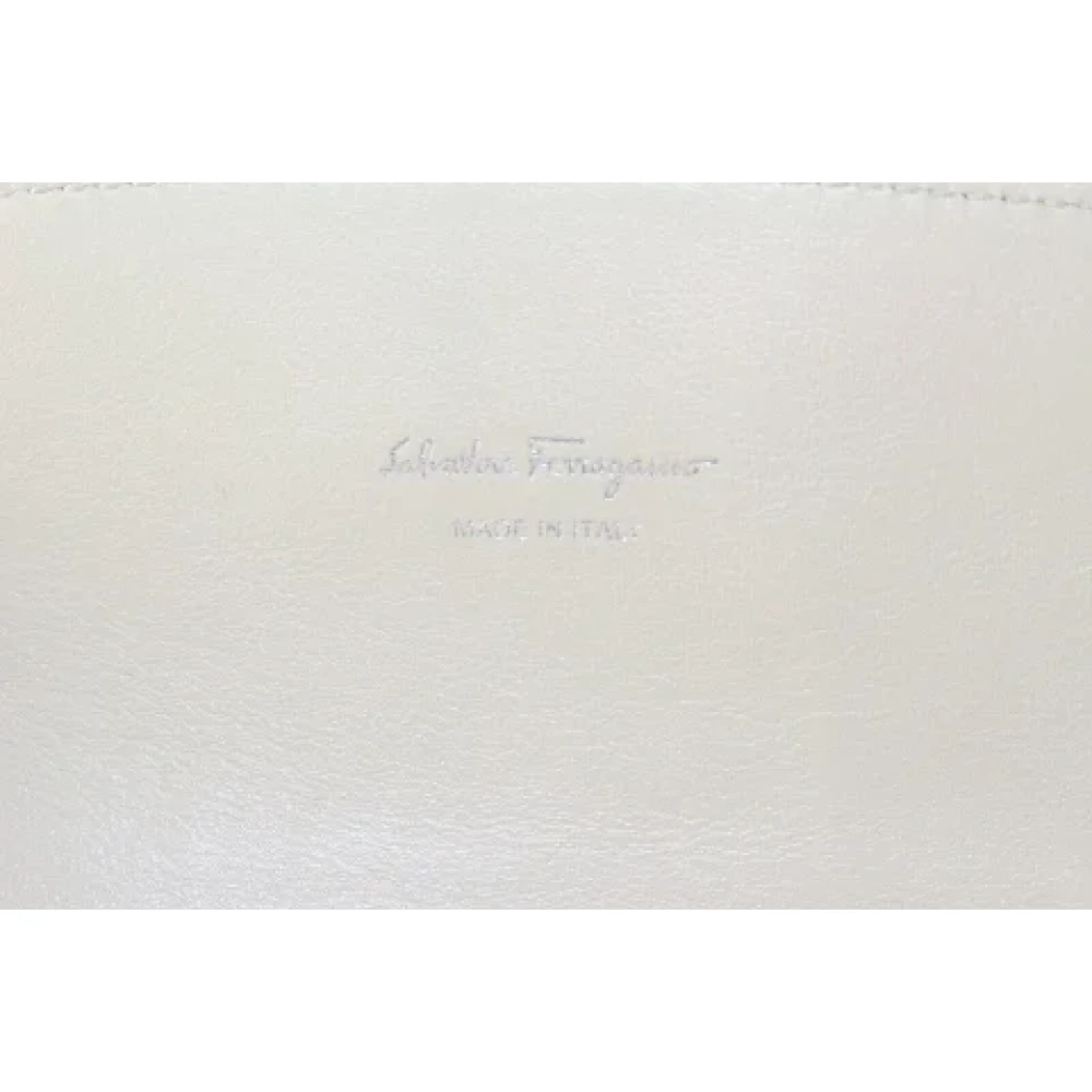 Salvatore Ferragamo Pre-owned Fabric wallets Multicolor Dames