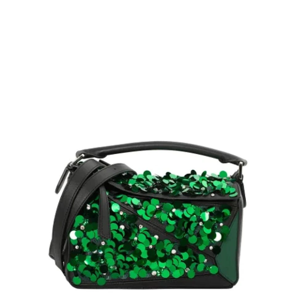 Loewe Pre-owned Fabric handbags Green Dames