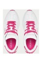 sneakers-blanches-avec-semelle-en-caoutchouc