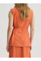 bruine-linnen-gilet-met-riem