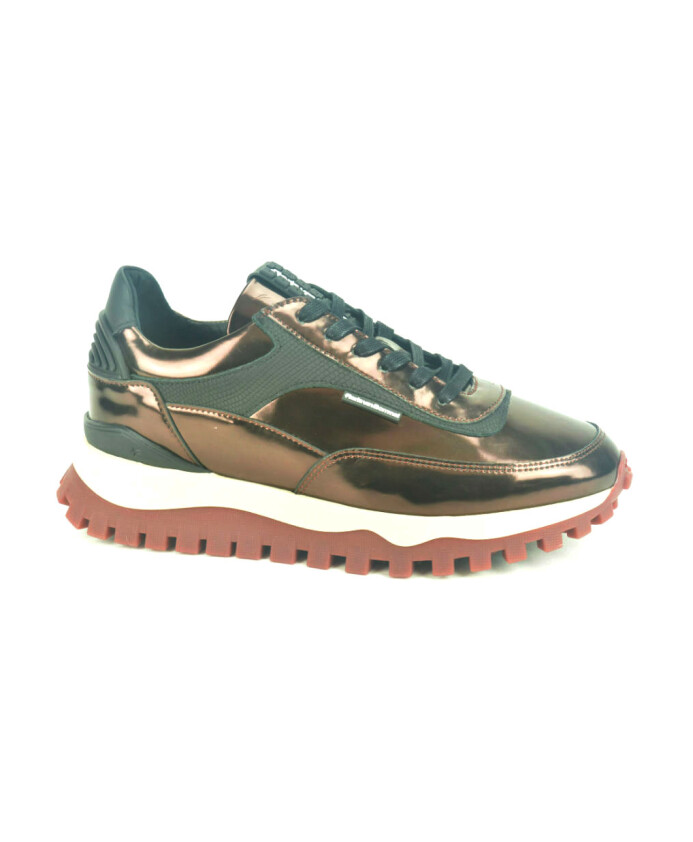 lace-runner-in-bronze